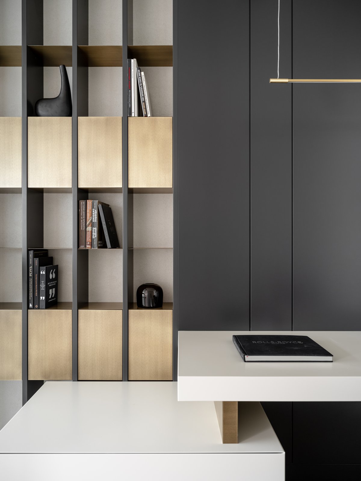 YinjiSpace Quadro Room x Moscow Apartment